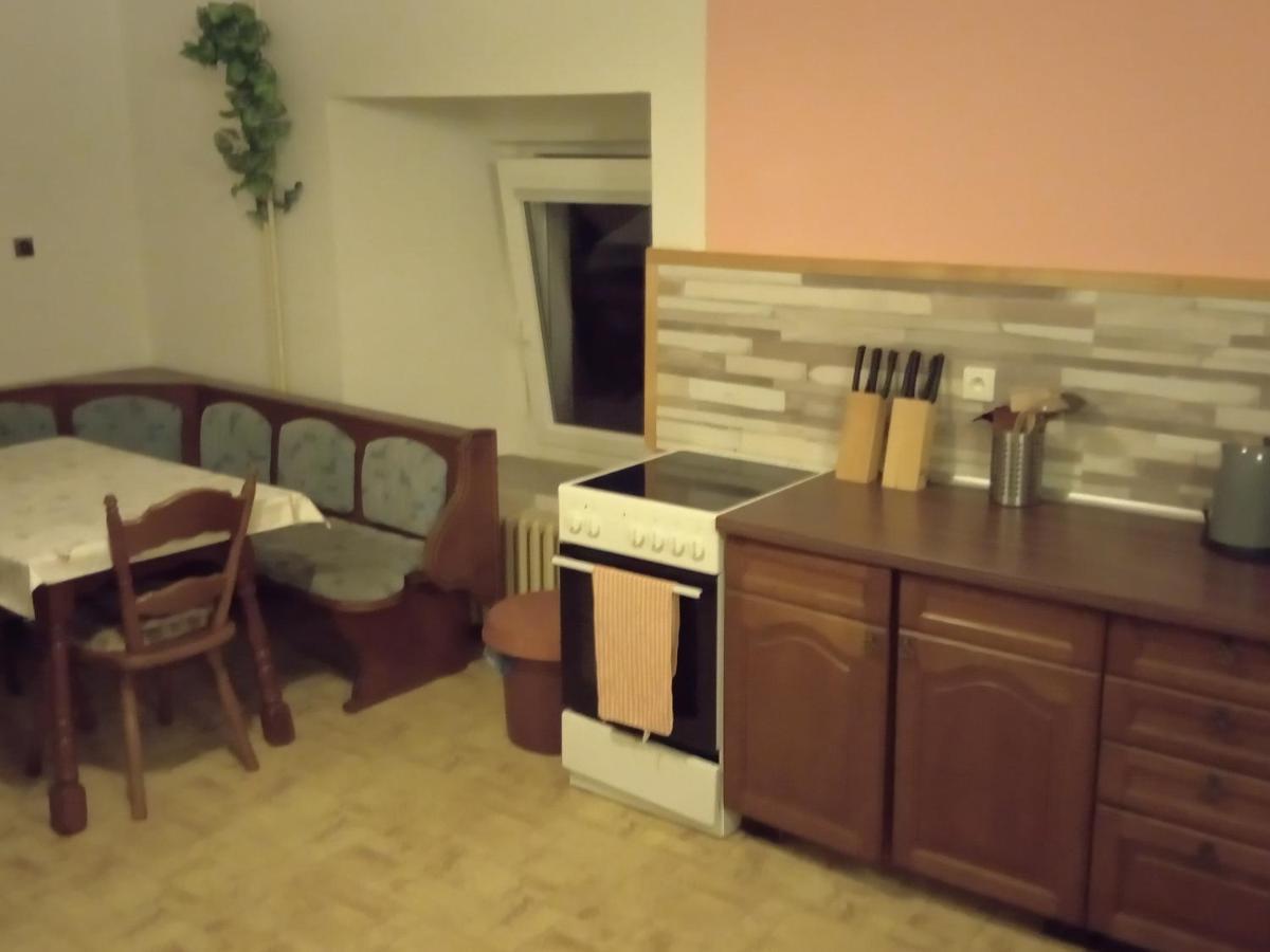 Apartman Police Nad Metuji Police nad Metují Exterior foto